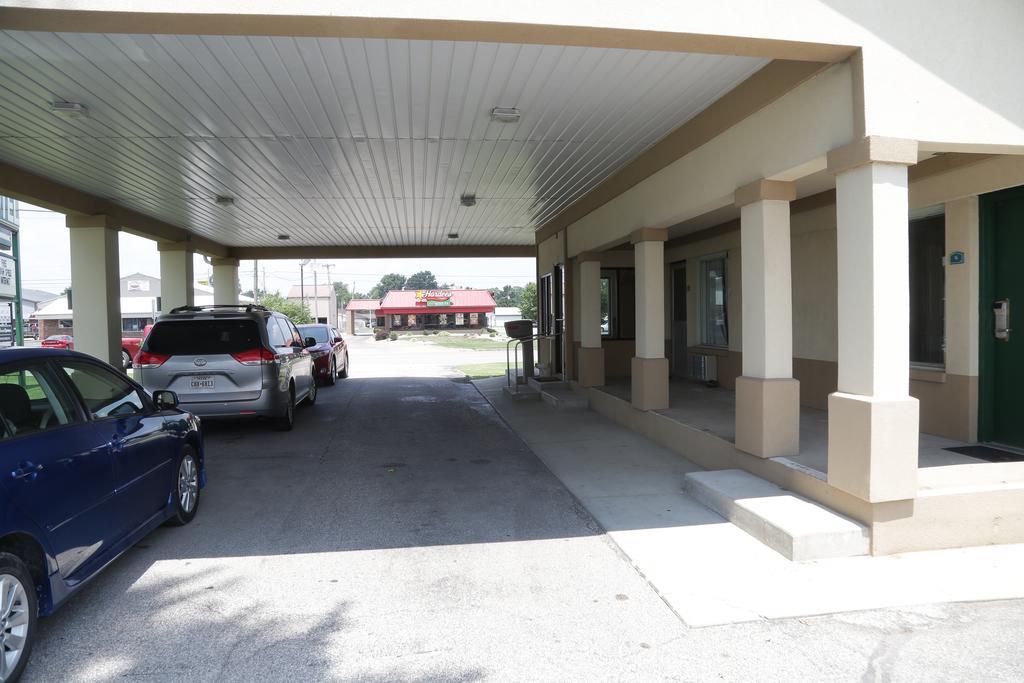 Theroff'S Motel Washington Εξωτερικό φωτογραφία