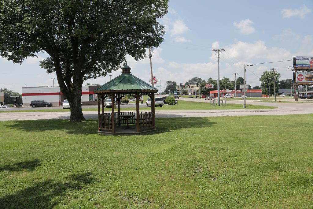 Theroff'S Motel Washington Εξωτερικό φωτογραφία